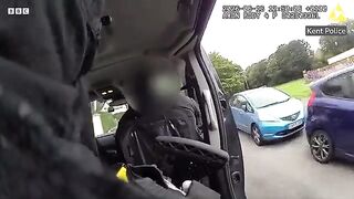 Driver gives lift to armed officer chasing suspect