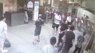 Drunk Fight At Moscow Subway  - Instant Knockout