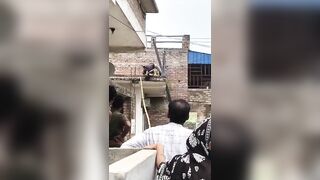 Worker Contacts Live Wire During Welding, Dies
