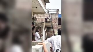 Worker Contacts Live Wire During Welding, Dies