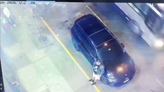 Businessman`s Security Guard Shot By Sicario On Busy Street In Peru