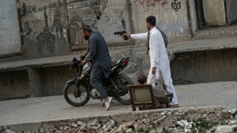 "‘Talk Shit, Get Hit’ Turns Deadly: Insulted Man Executes Rival in Broad Daylight