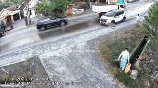 Indonesian Trucker Having A Shitty Day