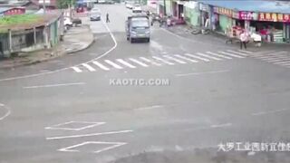 (as requested) TRUCK CARNAGE! (COMPILATION)