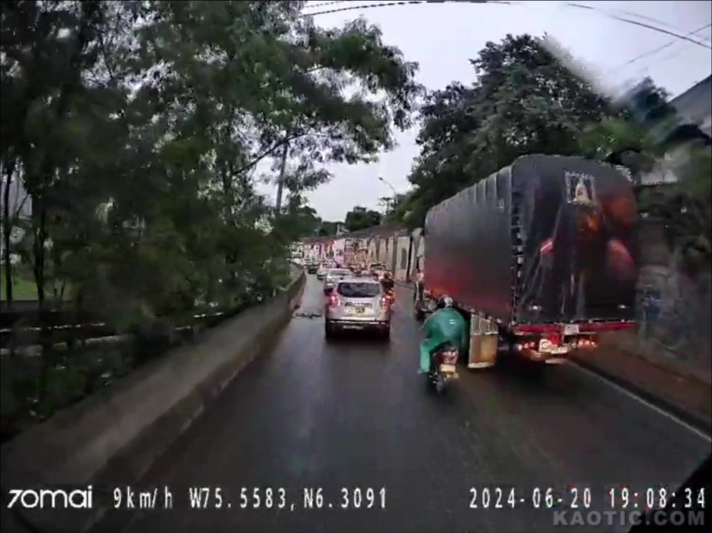 (as requested) TRUCK CARNAGE! (COMPILATION)