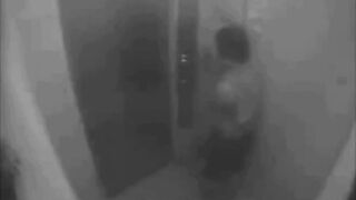 2007 Classic: Woman gets crushed by Elevator