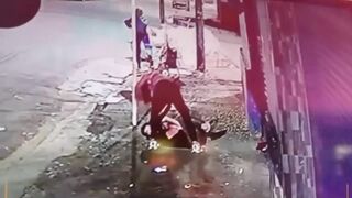 Evil Woman Beats, Kicks And Robs Disabled Man In Colombia