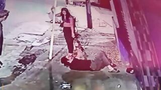 Evil Woman Beats, Kicks And Robs Disabled Man In Colombia