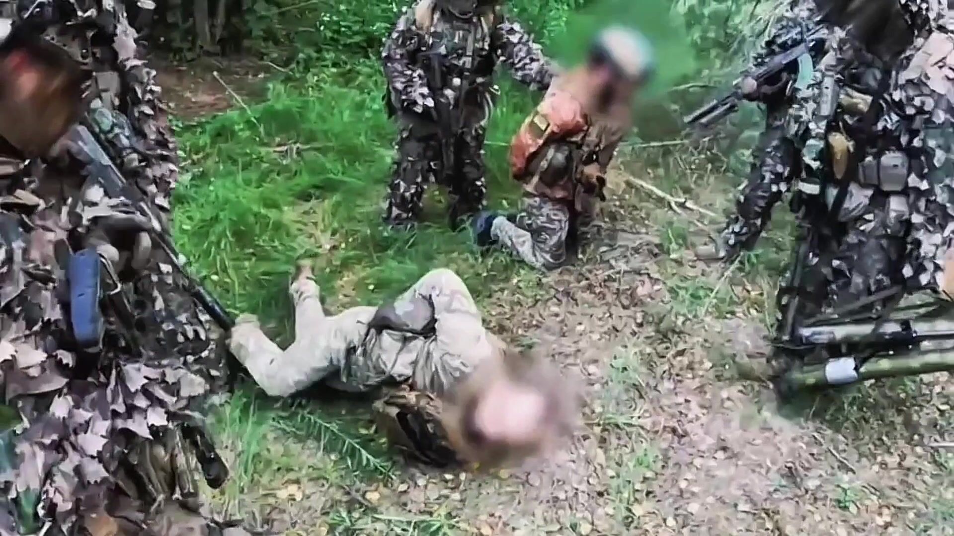 RU DRG detain 2 UA soldiers (behind enemy lines)