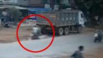 Motorcyclist Plows Into A Park Truck Face First