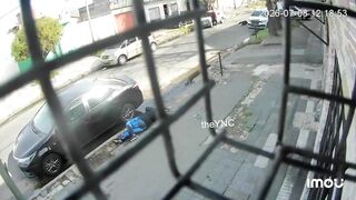 Retired Cop  Shoots And Kills An Armed Robber In Argentina