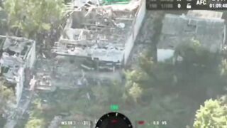 Ukr sniper and other Ukrainians killed.