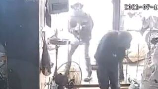 Sicario Shoots Recycling Company Worker In The Head At Close Range Killing Him