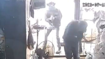 Sicario Shoots Recycling Company Worker In The Head At Close Range Killing Him
