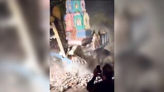 Temple Dome Collapses Killing One In India