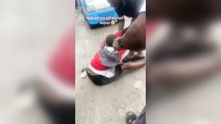 Huge Stone to the Head Leaves Woman Unconscious in Street Confrontation