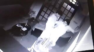 Couple committed suicide together at a tourist hotel in Tangalle.