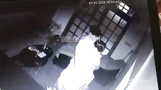Couple committed suicide together at a tourist hotel in Tangalle.