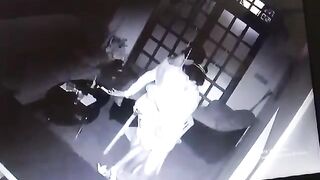 Couple committed suicide together at a tourist hotel in Tangalle.