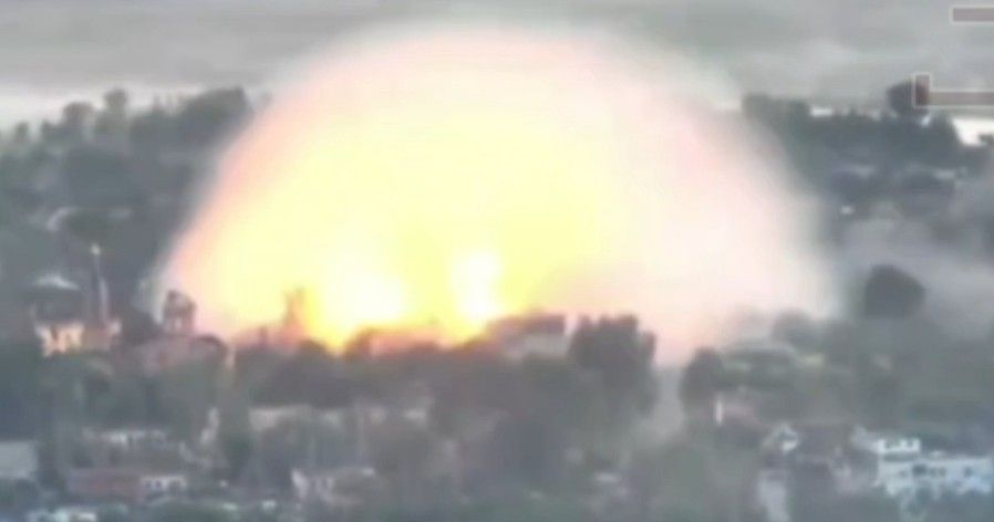 FAB-3000 destroys Ukrainian fortress.