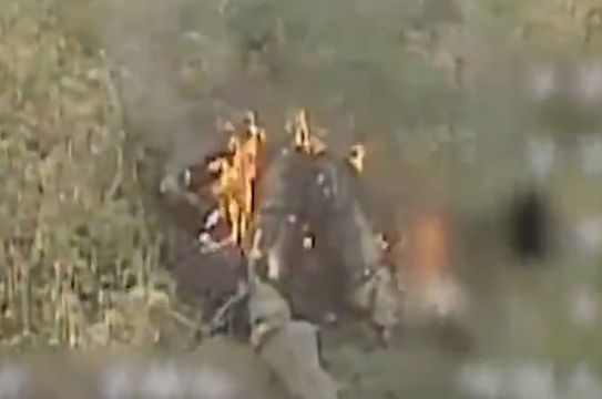 Dirty katsap tried to runaway from ambush drone, but failed