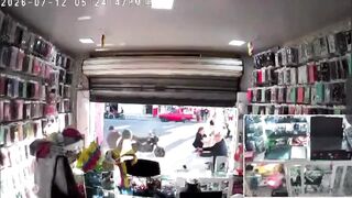 Man Named Iván Shot Dead During Robbery In Ecuador