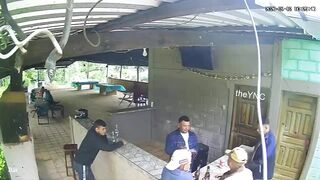 Man Shot And Killed During Dispute Inside The Bar In Honduras