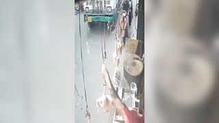 Sucks To Die At 18 : Young Woman Run Over And Killed By Bus