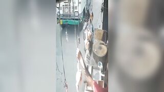 Sucks To Die At 18 : Young Woman Run Over And Killed By Bus