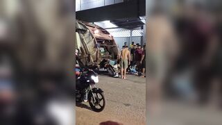 Off Duty Cop Riding Motorcycle Dies After Crashing Into Garbage Truck (Aftermath)