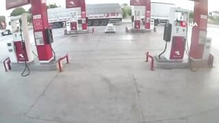 Father Of Two Dies When Truck Crashes Into Gas Station In Turkey