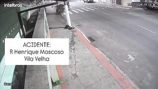 cyclist die in brutal accident  in vila velha city brazil