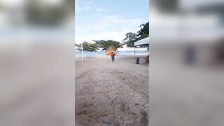 Man Makes Last Steps Before  Dying After Being Stabbed On The Beach