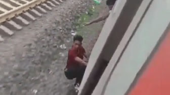 Phone Thief Kicked Off A Moving Train, Passenger Arrested