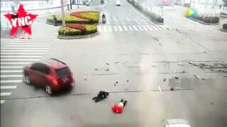 Classic: Couple Runs into Red Light