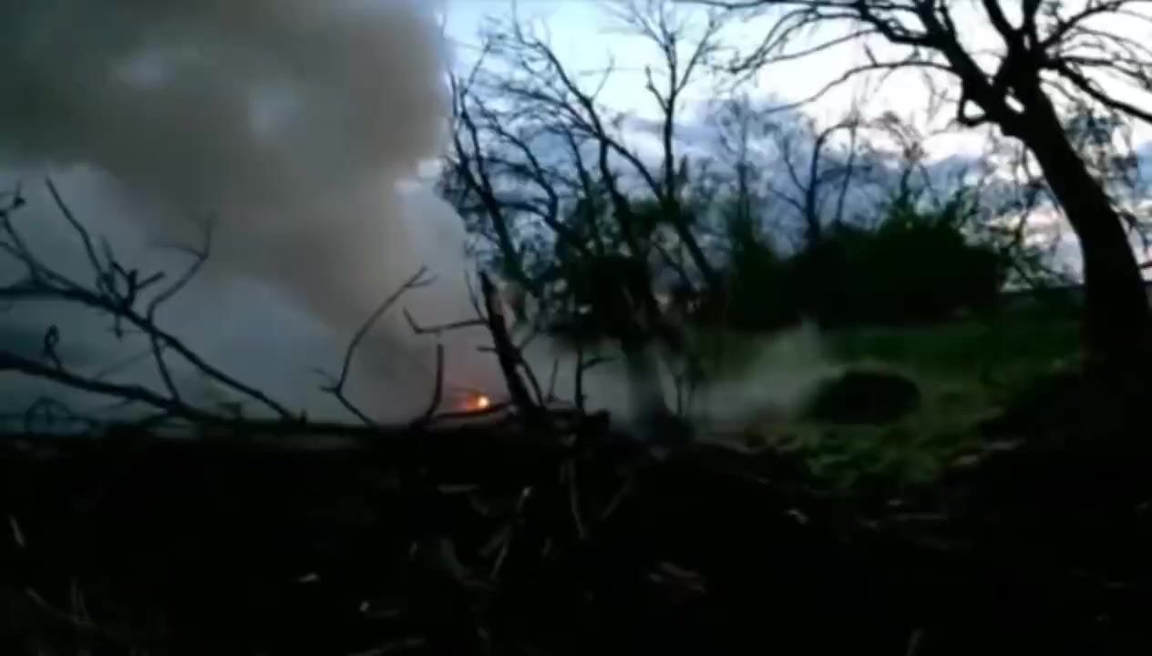 RU SF assault Ukrat position and capture soldier.
