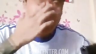Classic: Thai man kills himself on facebook livestream