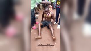 Man Caught Stealing And Punished By Vendors