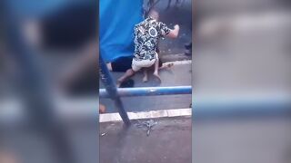 FAFO: Rio Thief Snatched A Necklace From The Wrong Guy