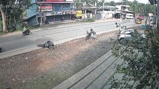 Dogs Dont Like Moped Riders Too