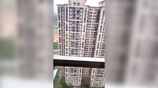 Heights Of Death (3 Chinese Jumpers, July )