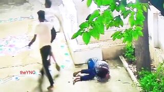 Rickshaw Driver Hacked To Death With Sword And Sickle After A Dispute In India
