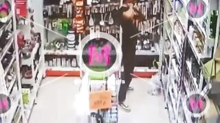 Fucking lunatic slits throat and stabs himself