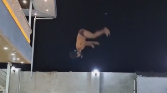 Man Injured After Jumping Into The Swimming Pool