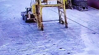 Brazilian Worker`s Nightmare Came True {FULL}
