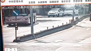 Woman Walking In Front Of The Bus Gets Run Over and Killed
