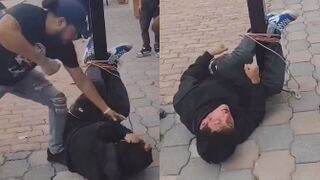 Thief Tied To The Pole, Beaten In Broad Daylight In Mexico