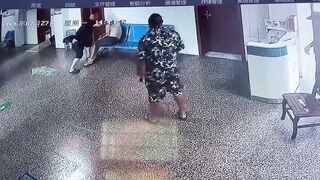 This Hospital Guard Is Useless POS