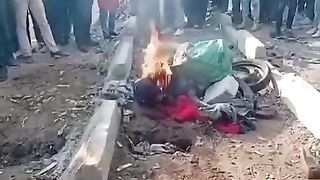 Phone Snatcher Burned Alive In Kenya