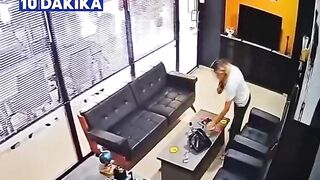 Woman Turns Gun On Herself After Killing Ex-Boyfriend